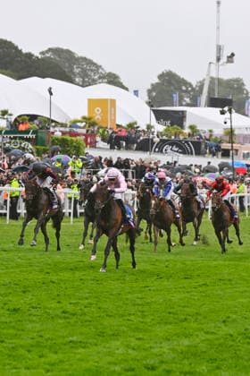 06 06 2026, Epsom, Surrey, GBR Christmas Day with Ronan Whelan up wins the Epsom Derby Epsom Downs racecourse horse, jockey, Christmas Day, Whelan, win, finish, finish 260606C729EPSOM JPG