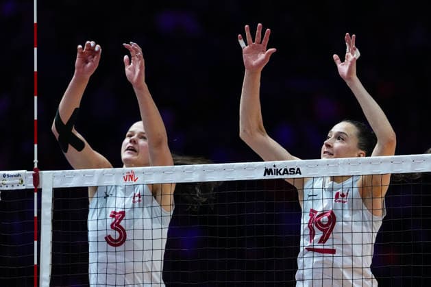 2026 Women s Volleyball Nations League - Quebec City - Day4 Kiera Van Ryk 3 and Emily Maglio 19 of Canada in action during the 2026 Women s Volleyball Nations League match between France and Canada at Videotron Centre on June 6, 2026, in Quebec City, Canada. Quebec City Quebec Canada  Copyright: xYuanxTianx originalFilename:tian-2026wome260606_npiUa.jpg