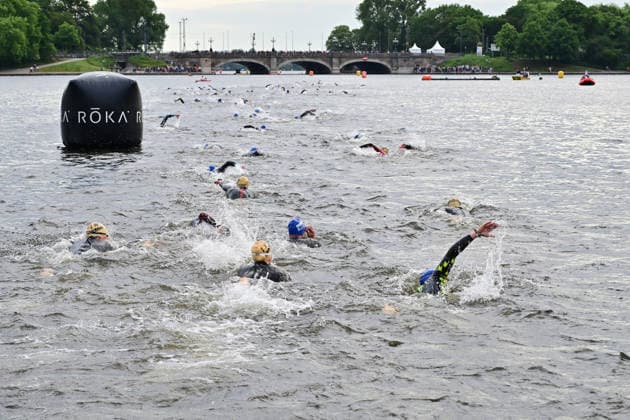 GER; Ironman Hamburg 07.06.2026, GER; Ironman Hamburg, Jedermaenner im Bild die Jedermaenner beim Start in die Binnenalster *** GER Ironman Hamburg 07 06 2026, GER Ironman Hamburg, Everyman in the picture the everyman at the start into the Binnenalster nordphotoxGmbH xWitke nph00002