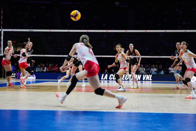 2026 Women s Volleyball Nations League - Quebec City - Day4 Players of Japan in action during the 2026 Women s Volleyball Nations League match between Germany and Japan at Videotron Centre in Quebec City, Canada, on June 6, 2026. Quebec City Quebec Canada  Copyright: xYuanxTianx originalFilename:tian-2026wome260606_npQ1a.jpg