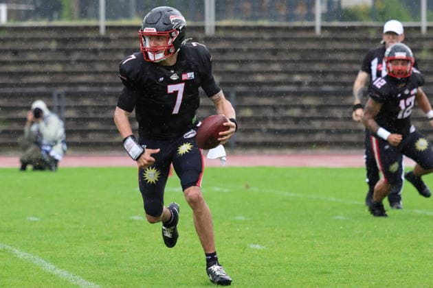 RECORD DATE NOT STATED Isaiah Weed (Düsseldorf Panther, 07) runs with the ball, Düsseldorf Panther vs Regensburg Phoenix, American Football, GFL, German Football League, Season 2022, Week 5, 06.06.2026, Photo: Foot Bowl Klaus Sack Düsseldorf Stadion VfL Benrath Deutschland Copyright: xFootxBowl KlausxSackx