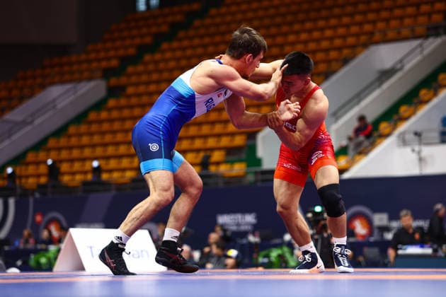World Ranking Series Ulaanbaatar Open 70kg FS Tulga Tumur Ochir MGL df Magomed Emi Eltemirov RUS Copyright: xJakexKirkmanx xUnitedxWorldxWresx Jake Kirkman United World Wres