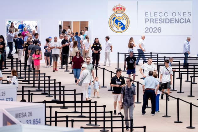 June 7, 2026, Valdebebas, Madrid, Spain: Real Madrid voting members participating in the elections during the Real MadridÃ¢â‚¬â ¢s presidential election day at Ciudad Deportiva Real Madrid on June 07, 2026 in Valdebebas, Madrid, Spain. Presidential Election Day At Real Madrid  - ZUMAa181 20260607_zaa_a181_006 Copyright: xAngelxPerezxMecax