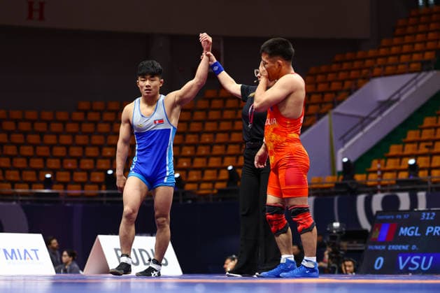 World Ranking Series Ulaanbaatar Open 57kg FS Chongsong Han PRK df Davaabandi Munkh Erdene MGL Copyright: xJakexKirkmanx xUnitedxWorldxWresx Jake Kirkman United World Wres
