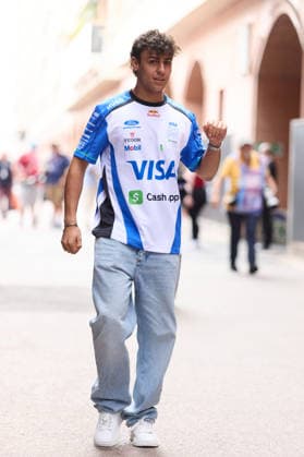 F1 Grand Prix of Monaco Arvid Lindblad of Great Britain and Visa Cash App Racing Bulls Formula One Team walks in the paddock during the F1 Grand Prix of Monaco at Circuit de Monaco on June 7, 2026, in Monte-Carlo, Monaco. Monte-Carlo Circuit de Monaco Monte-Carlo Monaco RL_F1GPMCO_2K26_000574 Copyright: xRicardoxLarreinax
