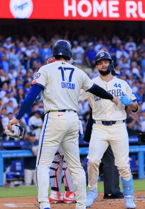 June 6, 2026, Los Angeles, California, USA: Andy Pages 44 of the Los Angeles Dodgers is congratulated by Alex Shohei Ohtani 17 after hitting a home run during a regular season MLB, Baseball Herren, USA game against the Los Angeles Angels on Saturday June 6, 2026 at Dodger Stadium in Los Angeles, California. Dodgers defeat Angels, 9-2. JAVIER ROJAS PI Dodgers Defeat Angels, 9-2  - ZUMAp124 20260606_zaa_p124_067 Copyright: xJavierxRojasx