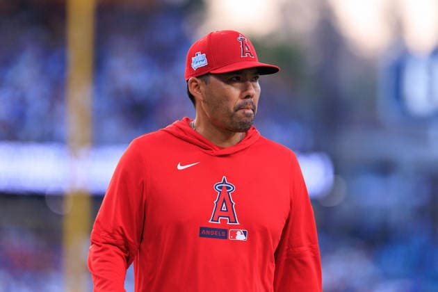 June 6, 2026, Los Angeles, California, USA: Manager, Kurt Suzuki of the Los Angeles Dodgers during a regular season MLB, Baseball Herren, USA game against the Los Angeles Angels on Saturday June 6, 2026 at Dodger Stadium in Los Angeles, California. Dodgers defeat Angels, 9-2. JAVIER ROJAS PI Dodgers Defeat Angels, 9-2  - ZUMAp124 20260606_zaa_p124_074 Copyright: xJavierxRojasx