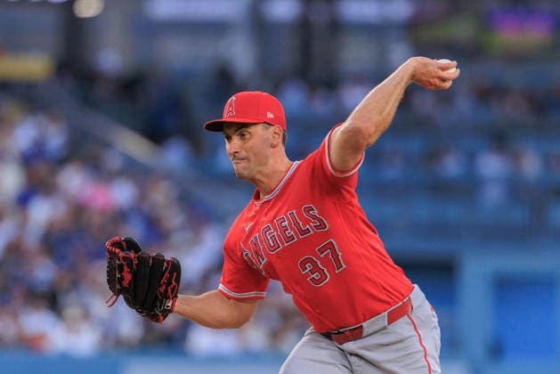 June 6, 2026, Los Angeles, California, USA: Relief pitcher, Brent Suter 37 of the Los Angeles Angels during a regular season MLB, Baseball Herren, USA game against the Los Angeles Dodgers on Saturday June 6, 2026 at Dodger Stadium in Los Angeles, California. Dodgers defeat Angels, 9-2. JAVIER ROJAS PI Dodgers Defeat Angels, 9-2  - ZUMAp124 20260606_zaa_p124_075 Copyright: xJavierxRojasx