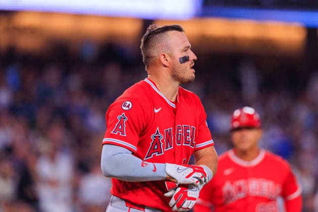 June 6, 2026, Los Angeles, California, USA: Mike Trout 27 of the Los Angeles Angels after striking out during a regular season MLB, Baseball Herren, USA game against the Los Angeles Dodgers on Saturday June 6, 2026 at Dodger Stadium in Los Angeles, California. Dodgers defeat Angels, 9-2. JAVIER ROJAS PI Dodgers Defeat Angels, 9-2  - ZUMAp124 20260606_zaa_p124_081 Copyright: xJavierxRojasx