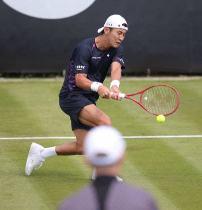 07 06 2026, Boss Open 2026, ATP Tour 250 Stuttgart, TTC Weissenhof, Tennis, Sport, in the picture Sho Shimabukuro JPN vs Jurij Rodionov AUT