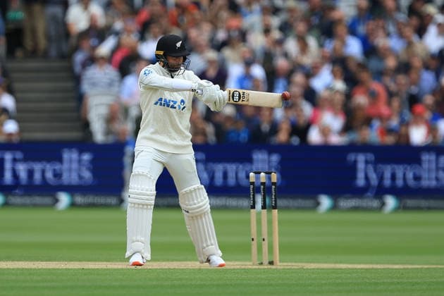 England v New Zealand, International Test Match 2026 New Zealand Wicketkeeper Batter Devon Conway (88) edges the ball during the International Test Match 2026 match between England and New Zealand at Lord s Cricket Ground, St John s Wood, UK on 7 June 2026. St John s Wood Lord s Cricket Ground London UK Editorial use only , Copyright: xChrisxFoxwellx PSI-24334-0104