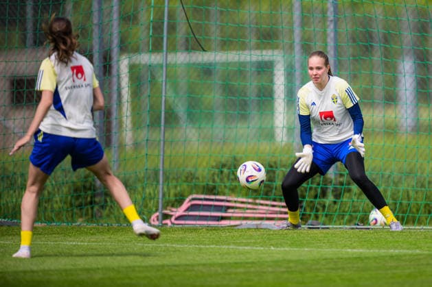 260607 Goalkeeper Elvira Björklund of Sweden during a training session with the womenÂs under 23 national team on June 7, 2026 in Kalmar Photo Suvad Mrkonjic BILDBYRAN COP 170 SM0469 fotboll football soccer fotball u23 under 23 träning practice training sverige sweden dam bbeng sverige sweden  Copyright: SUVADxMRKONJIC BB260607SM025