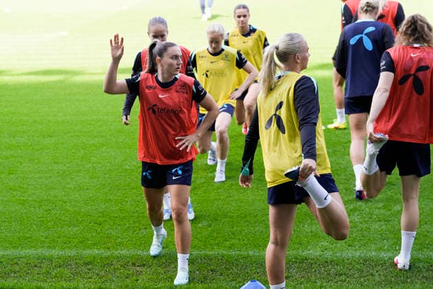 Womens national football team Oslo 20260607 Marit Bratberg Lund prepares for the World Cup qualifier against Austria at Ullevaal Stadium Photo Terje Bendiksby NTB Oslo Norway EDITORIAL USE ONLY RESTRICTED USE FOR BETTING COMPANIES  Copyright: xTerjexBendiksbyx xNTBx