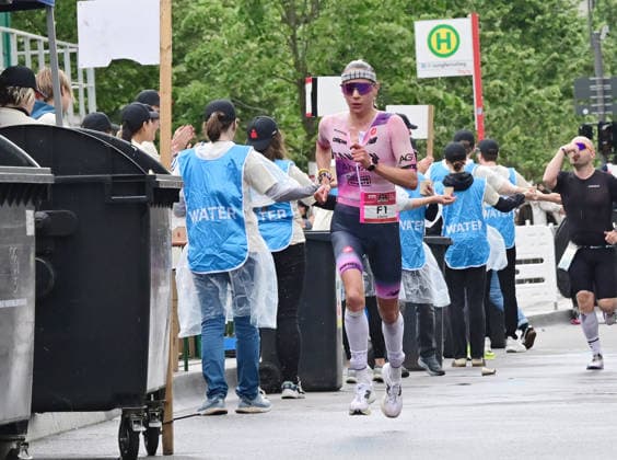 GER Ironman Hamburg 07 06 2026, GER Ironman Hamburg, Elite Women in the picture Laura Philipp GER on the run course at Jungfernstieg nordphotoxGmbH xWitke nph00002