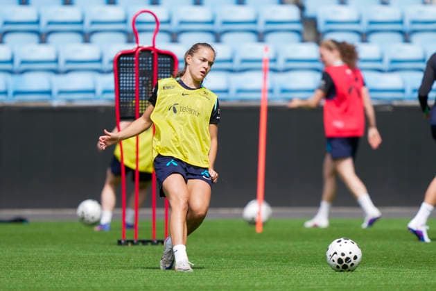 Womens national football team Oslo 20260607 Iris Omarsdottir prepares for the World Cup qualifier against Austria at Ullevaal Stadium Photo Terje Bendiksby NTB Oslo Norway EDITORIAL USE ONLY RESTRICTED USE FOR BETTING COMPANIES  Copyright: xTerjexBendiksbyx xNTBx