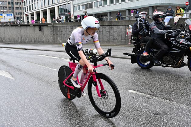 GER Ironman Hamburg 07 06 2026, GER Ironman Hamburg, elite women in the picture Katrine Christensen DNK on the bike at the Kunsthalle nordphotoxGmbH xWitke nph00002