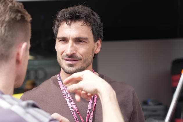 07 06 2026, Circuit de Monaco, Monte Carlo, Formula 1 Louis Vuitton Grand Prix Monaco 2026 ,in the picture Nico Hülkenberg DEU , Audi Revolut F1 Team with the footballer Mats Hummels Photo by Hasan Bratic DeFodi Images