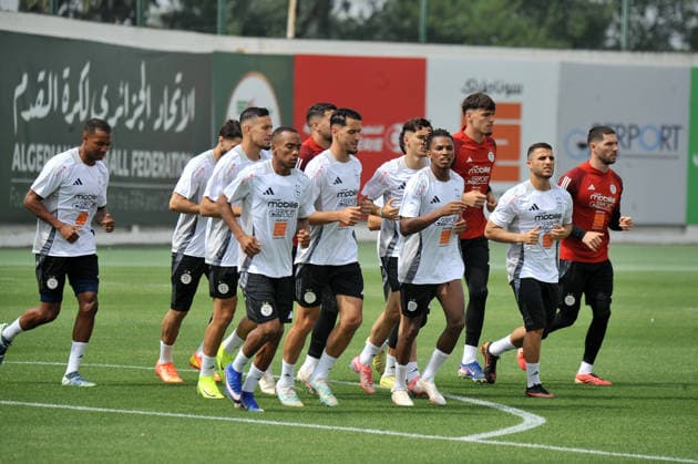 Dernier EntraInement de l Equipe nationale Algerien derniere seance d entrainement de l equipe nationale algerienne, au centre technique national de sidi moussa a Alger en Algerie le 07 Juin 2026, avente depart ver la coupe du Monde 2026 (Photo By Ohtmane APP) Alger Algeria Copyright: xAlgÃ riexPressexPhotosxAPPxOhtmanex xAPPx DSC_4485.jpeg