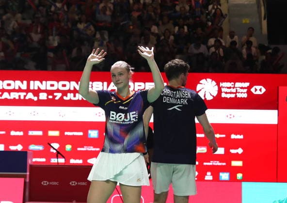 (260607) -- JAKARTA, June 7, 2026 -- Mathias Christiansen Alexandra Boje (L) celebrate after winning the mixed doubles final between Cheng Xing Zhang Chi of China and Mathias Christiansen Alexandra Boje of Denmark at the Indonesia Open 2026 badminton tournament in Jakarta, Indonesia, June 7, 2026. ) (SP)INDONESIA-JAKARTA-BADMINTON-INDONESIA OPEN-MIXED DOUBLES-FINAL CenxYunpeng 