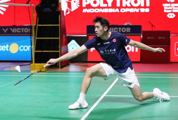 (260607) -- JAKARTA, June 7, 2026 -- Victor Lai hits a return during the men s singles final match between Jonatan Christie of Indonesia and Victor Lai of Canada at the Indonesia Open 2026 badminton tournament in Jakarta, Indonesia, June 7, 2026. ) (SP)INDONESIA-JAKARTA-BADMINTON-INDONESIA OPEN-MEN S SINGLES-FINAL CenxYunpeng 