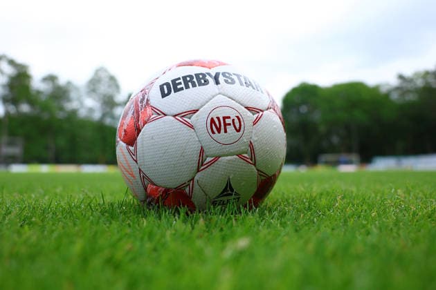 The A pitch in Heeslingen This is where Eimsbütteler TV and Blumenthaler SV play the third promotion match to the Regionalliga Nord The pitch features the match ball with the NFV logo Football I Mens I Promotion round to Regionalliga Nord I Season 2025 2026 I 3 match I Eimsbütteler TV Blumenthaler SV I 07 06 2026 I A pitch Heeslingen