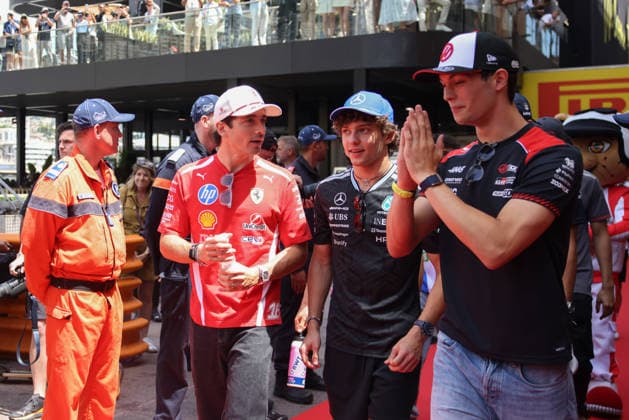 F1 Monaco Grand Prix 2026 Charles Leclerc of Ferrari, George Russell of Mercedes and Oliver Bearman of Haas are seen during the drivers parade ahead of the Formula 1 Monaco Grand Prix at the Circuit de Monaco in Monte Carlo on June 7th, 2026. Monte Carlo Monaco  Copyright: xBeataxZawrzelx originalFilename:zawrzel-f1monaco260607_np5EH.jpg