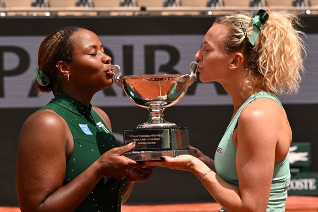 2026 Roland Garros Womans Doubles Final Katerina Siniakova CZE Taylor Townsend USA vs Anna Danilina KAZ Aleksandra Krunic SRB