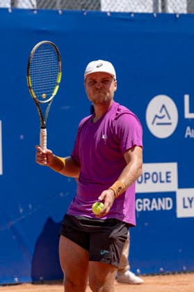 TENNIS : Open Sopra Steria - Lyon Villeurbanne 07 06 2026 Le russe Svyatoslav Gulin lors des qualifications du tournoi de tennis ATP, Tennis Herren Challenger Tour, Open Sopra Steria Ã Lyon-Villeurbanne, le 07 06 2026. Photo Sandrine Thesillat PsNewZ  Copyright: xSandrinexTHESILLATx