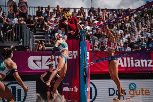 Beach volleyball women Allianz German Beach Tour 2026 Tourstop Berlin 07 06 2026 v l Sandra Ittlinger vs Nele Barber Berlin Funkhaus Beach Berlin Germany