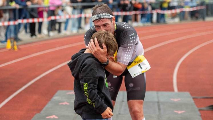 First Enni Triathlon Moers FOR EDITORIAL PURPOSES ONLY EDITORIAL USE ONLY p , at the first Enni Triathlon on Sunday, 07 06 2026, in Moers Germany NRW Moers Copyright ChristianxCreon Copyright: ChristianxCreon doc866nwj6kn5x1jfvdee54 ,EDITORIAL USE ONLY