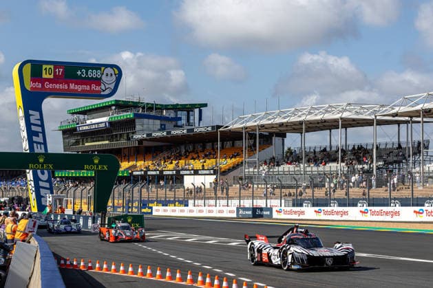 AUTOMOBILE : 24 Heures du Mans - Essais - 07 06 2026 94 Peugeot TotalEnergies (FRA) Peugeot 9X8 (Hypercar) ThÃ o Pourchaire (FRA) Malthe Jakobsen (DNK) LoÃ¯c Duval (FRA) during the test day for the 24 Hours of Le Mans, the third round of the 2026 FIA WEC Championship, at the 24 Hours of Le Mans circuit on June 7, 2026 in France. Le MansFrance  Copyright: xKristofxVermeulen MPSxAgencyx