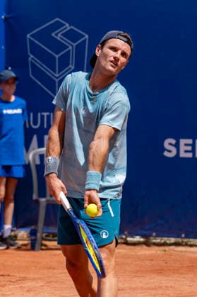 TENNIS : Open Sopra Steria - Lyon Villeurbanne 07 06 2026 L espagnol Max Alcala Gurri l emporte face au francais Kenny De Schepper lors du tournoi de tennis ATP, Tennis Herren Challenger Tour, Open Sopra Steria Ã Lyon-Villeurbanne, le 07 06 2026. Photo Sandrine Thesillat PsNewZ  Copyright: xSandrinexTHESILLATx