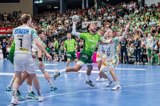 Handball Bundesliga HSG Wetzlar SC Magdeburg, 07 06 26 Ahmed Nafea HSG Wetzlar, 79 , Omar Ingi Magnusson SC Magdeburg, 14 , Felix Claar SC Magdeburg, 7 , Oscar Bergendahl SC Magdeburg, 54 Handball Bundesliga HSG Wetzlar SC Magdeburg Wetzlar, 07 06 26 Copyright: xBEAUTIFULxSPORTS Roeczeyx