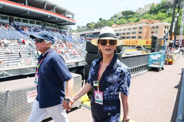 Michael Douglas und Catherine Zeta-Jones in der Boxengasse, Rennen, Grosser Preis von Monaco, Motorsport, Herren, Formel 1, 07.06.2026 Monte Carlo Monaco MCO *** Michael Douglas and Catherine Zeta Jones in the pit lane, Race, Monaco Grand Prix, Motorsport, Men, Formula 1, 07 06 2026 Monte Carlo Monaco MCO Copyright: xkolbert-press ChristianxKolbertx
