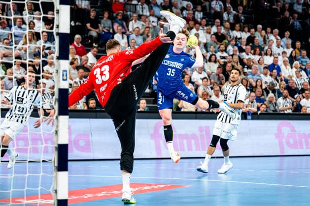 07 06 2026, xdobgx, Handball Daikin HBL, THW Kiel TBV Lemgo Lippe v l Andreas Wolff Kiel, 33 , Jarnes Faust TBV Lemgo Lippe, 35 throwing, in action, throwing
