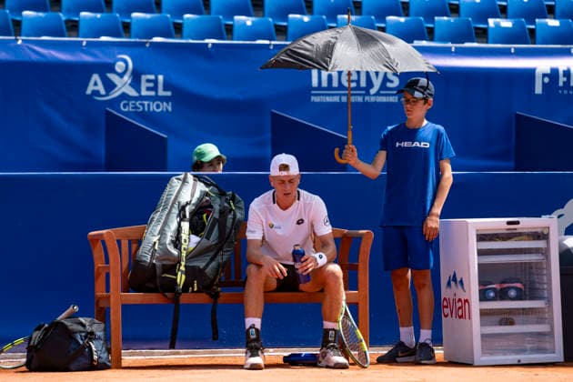 TENNIS : Open Sopra Steria - Lyon Villeurbanne 07 06 2026 Le francais Andrea Baudel agacÃ par son jeu face Ã l espagnol Alejo Sanchez Quilez lors du tournoi de tennis ATP, Tennis Herren Challenger Tour, Open Sopra Steria Ã Lyon-Villeurbanne, le 07 06 2026. Photo Sandrine Thesillat PsNewZ  Copyright: xSandrinexTHESILLATx