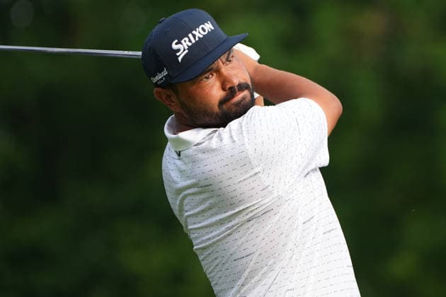 DUBLIN, OH - JUNE 07: J.J. Spaun of the United States plays his shot from the 18th tee during third round of the Memorial Tournament on June 07, 2026 at the Muirfield Village Golf Club in Dublin, Ohio. (Photo by Jason Mowry Icon Sportswire) GOLF: JUN 07 PGA, Golf Herren the Memorial Tournament presented by Workday EDITORIAL USE ONLY Icon260607005