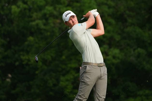 DUBLIN, OH - JUNE 07: Maverick McNealy of the United States plays his shot from the 18th tee during third round of the Memorial Tournament on June 07, 2026 at the Muirfield Village Golf Club in Dublin, Ohio. (Photo by Jason Mowry Icon Sportswire) GOLF: JUN 07 PGA, Golf Herren the Memorial Tournament presented by Workday EDITORIAL USE ONLY Icon260607007