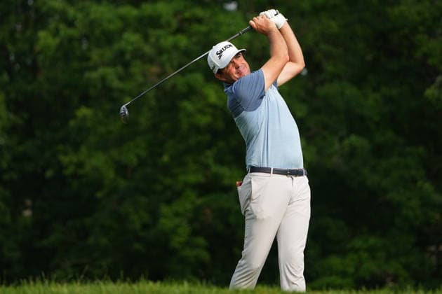 DUBLIN, OH - JUNE 07: Keegan Bradley of the United States plays his shot from the 18th tee during third round of the Memorial Tournament on June 07, 2026 at the Muirfield Village Golf Club in Dublin, Ohio. (Photo by Jason Mowry Icon Sportswire) GOLF: JUN 07 PGA, Golf Herren the Memorial Tournament presented by Workday EDITORIAL USE ONLY Icon260607008