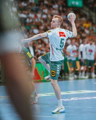 Florian Kranzmann (TSV GWD Minden, 05) Penalty SC DHfK Leipzig - TSV GWD Minden. Bundesliga, Herren Handball, 25 26, GER, Leipzig, Quarterback Immobilien Arena, Round 34 Leipzig Quarterback Immobilien Arena Sachsen GER Copyright: xBillmanxDubex