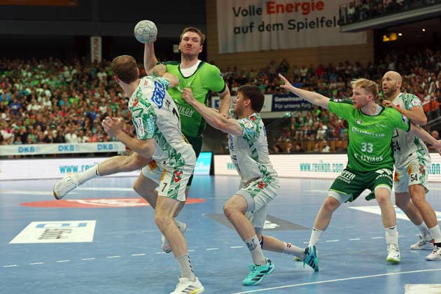 07 06 2026, xovx, Handball Daikin Handball Bundesliga, HSG Wetzlar SC Magedeburg v l Felix Claar SC Magdeburg , Dominik Mappes HSG Wetzlar , Elvar Örn Jonsson SC Magdeburg , Georg Löwen HSG Wetzlar , Oscar Bergendahl SC Magdeburg Wetzlar Buderus Arena Hessen Germany EN