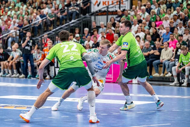 Handball Bundesliga HSG Wetzlar SC Magdeburg, 07 06 26 Gisli Kristjansson SC Magdeburg, 10 , Jona Schoch HSG Wetzlar, 22 , Josip Simic HSG Wetzlar, 10 Handball Bundesliga HSG Wetzlar SC Magdeburg Wetzlar, 07 06 26 Copyright: xBEAUTIFULxSPORTS Roeczeyx