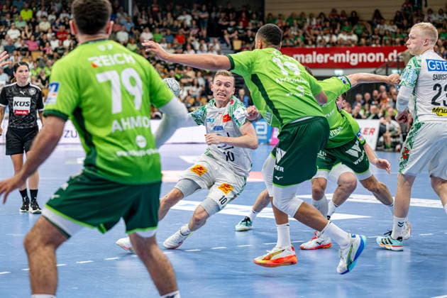 Handball Bundesliga HSG Wetzlar SC Magdeburg, 07 06 26 Gisli Kristjansson SC Magdeburg, 10 , Philipp Ahouansou HSG Wetzlar, 19 , Ahmed Nafea HSG Wetzlar, 79 , Jona Schoch HSG Wetzlar, 22 Handball Bundesliga HSG Wetzlar SC Magdeburg Wetzlar, 07 06 26 Copyright: xBEAUTIFULxSPORTS Roeczeyx