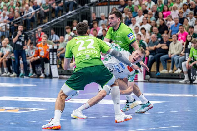 Handball Bundesliga HSG Wetzlar SC Magdeburg, 07 06 26 Gisli Kristjansson SC Magdeburg, 10 , Jona Schoch HSG Wetzlar, 22 , Josip Simic HSG Wetzlar, 10 Handball Bundesliga HSG Wetzlar SC Magdeburg Wetzlar, 07 06 26 Copyright: xBEAUTIFULxSPORTS Roeczeyx
