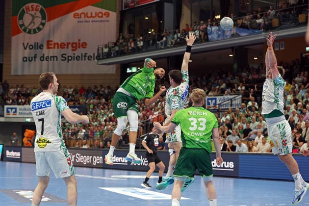 07 06 2026, xovx, Handball Daikin Handball Bundesliga, HSG Wetzlar SC Magedeburg v l Felix Claar SC Magdeburg , Philipp Ahouansou HSG Wetzlar , Elvar Örn Jonsson SC Magdeburg , Georg Löwen HSG Wetzlar , Albin Lagergren SC Magdeburg Wetzlar Buderus Arena Hessen Germany EN