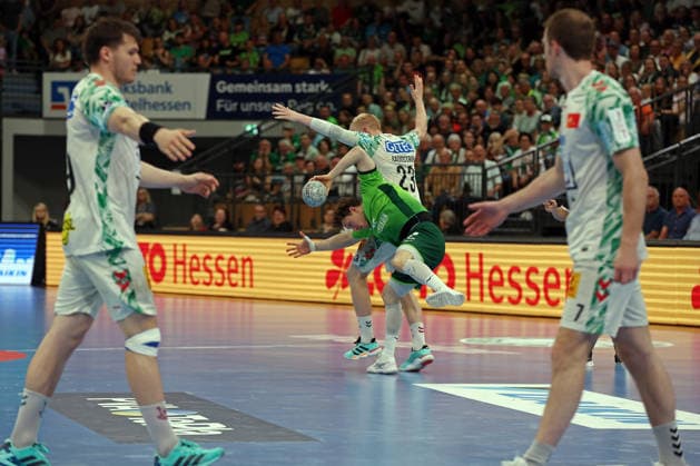 07 06 2026, xovx, Handball Daikin Handball Bundesliga, HSG Wetzlar SC Magedeburg v l Justin Müller HSG Wetzlar , Magnus Saugstrup SC Magdeburg Wetzlar Buderus Arena Hessen Germany EN