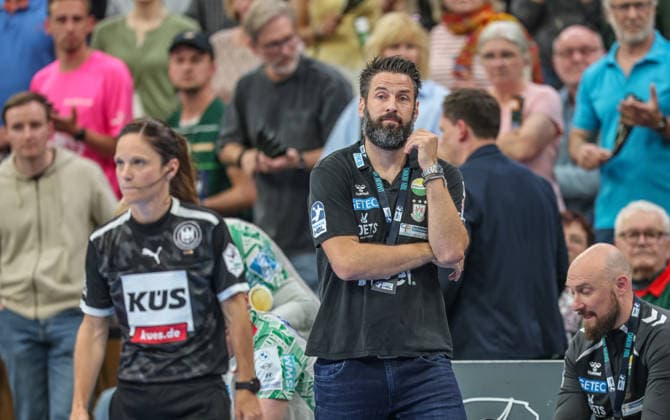 GER, Wetzlar, HSG Wetzlar vs SC Magdeburg, Daikin Handball Bundesliga, Handball, HBL, Season 2025 2026, Buderus Arena Wetzlar, 34 Matchday in picture Bennet Wiegert Coach SC Magdeburg DFB DFL REGULATIONS PROHIBIT ANY USE OF PHOTOGRAPHS AS IMAGE SEQUENCES AND OR QUASI VIDEO, 07 06 2026 Copyright: HMBxMedia HendrikxHamelau