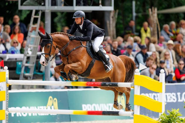 * mit 2 Umläufen (1.55 m) - 2. Umlauf Finalwertung Deutsche Meisterschaften Springreiten 2025 Balve, Reitanlage Schloss Wocklum 07. June 2026 -