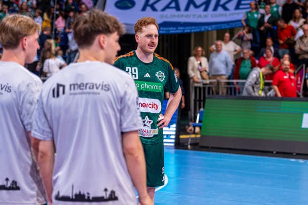 Lukas Stutzke TSV Hannover Burgdorf, No. 39 v l , TSV Hannover Burgdorf green against MT Melsungen red on matchday 34 of the 2025 2026 season in the DAIKIN Handball Bundesliga 07 06 2026, ZAG Arena Hannover, GER , Copyright: xJanxGuentherx xTSVxHannover-Burgdorfx