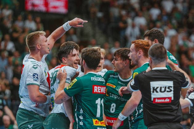 SC DHfK Leipzig - TSV GWD Minden fight SC DHfK Leipzig - TSV GWD Minden. Bundesliga, Herren Handball, 25 26, GER, Leipzig, Quarterback Immobilien Arena, Round 34 Leipzig Quarterback Immobilien Arena Sachsen GER Copyright: xBillmanxDubex